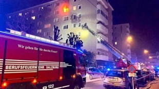 Bei einem Wohnungsbrand im sechsten Stock eines Mehrparteienhauses in der Salzburger ...