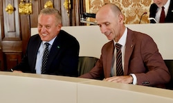 Mario Kunasek (links) und Willibald Ehrenhöfer (ÖVP): Rückenwind für die Budgetsanierung 