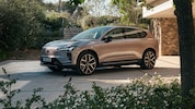 Der Volvo EX60 surrt ab Frühsommer elektrisch los, der Vorgänger fährt auch noch.