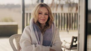 Kylie Minogue hat erstmals öffentlich gemacht, dass sie 2021 erneut eine Krebsdiagnose erhielt – ...