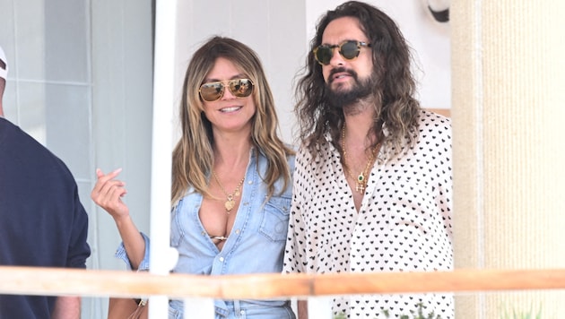 Heidi Klum im Jeanslook und mit sexy Dekolleté beim Date mit Ehemann Tom Kaulitz in Cannes.