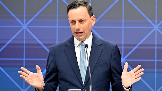 Der neue ÖVP-Klubchef Ernst Gödl trat die Nachfolge von August Wöginger an.