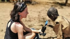 Natalie Halla macht auch weite Reisen, u.a. nach Afrika, für ihre engagierten Dokumentarfilme.