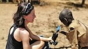 Natalie Halla macht auch weite Reisen, u.a. nach Afrika, für ihre engagierten Dokumentarfilme.