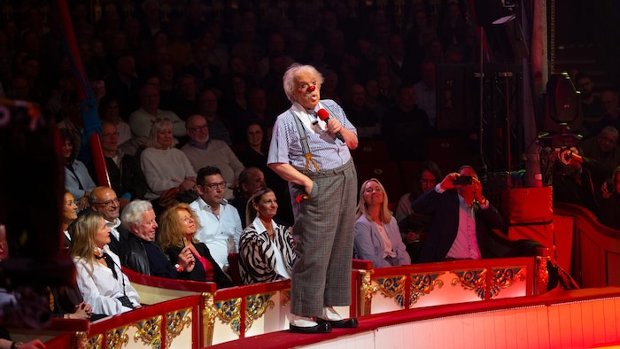 Nach 15 Jahren kehrte Bernhard Paul als Clown Zippo in die Manege zurück.