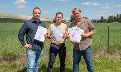 Reinhard Dungel, Harald Sorger und Christian Husar von der Liste „Leobersdorf JETZT“ fordern die ...