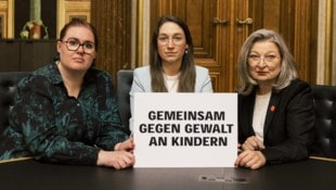 Vertreterinnen der drei Regierungsparteien stellen sich gemeinsam gegen Gewalt an Kindern – ...