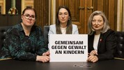 Vertreterinnen der drei Regierungsparteien stellen sich gemeinsam gegen Gewalt an Kindern – ...