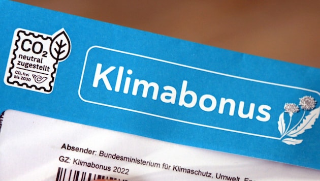 Wer in Österreich für eine gewisse Zeit einen Wohnsitz gemeldet hatte, erhielt den Klimabonus – ...