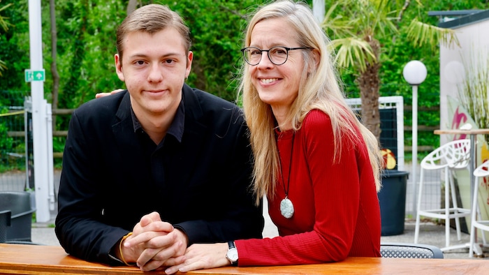 Marian (17) mit seiner Mutter Ninja Reichert