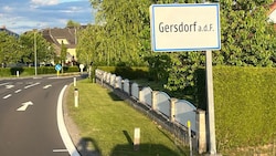 Die Polizei war mit einem Großaufgebot im steirischen Gersdorf vor Ort und riegelte den Tatort ...