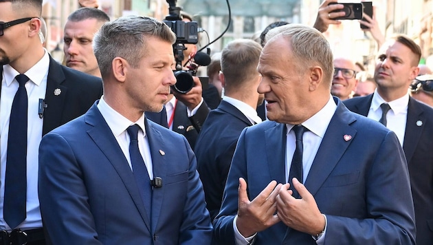 Von links: Ungarns Ministerpräsident Peter Magyar, Polens Regierungschef Donald Tusk