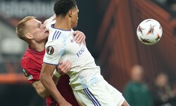 Philipp Lienhart hatte alle Hände voll zu tun