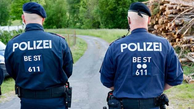 Die Polizei war mit einem Großaufgebot im steirischen Gersdorf und riegelte alles ab.