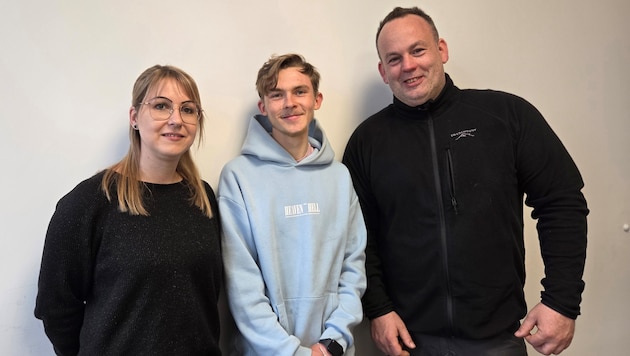 Philipp mit seinen Integra-Betreuern Michaela Burtscher und Marko Gollob.