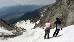 Das Figln über Innsbruck ist ein Frühlingsvergnügen. Viele Reiselustige haben mit dem Winter ...
