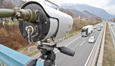 Eine Verkehrsüberwachungsanlage wie diese kann bald neue Funktionen zur Autofahrer-Schikane ...
