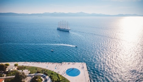 Zadar Region– Der „Gruß an die Sonne“ verwandelt jeden Abend in ein faszinierendes Spiel aus ...
