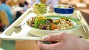 Landet ab 2035 nur noch Bio-Essen auf den Tellern der rund 11.000 Landesmitarbeiter?