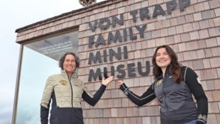 Kristina von Trapp und ihre Tochter Annie beim Museum