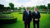 Ungarns Regierungschef Peter Magyar mit Bundeskanzler Stocker im Wiener Volksgarten