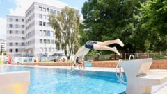 Der Sprung ist noch kühle Nass bietet sich zu Pfingsten an.