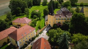 Das Anwesen in Feldkirchen an der Donau ist landesweit bekannt.
