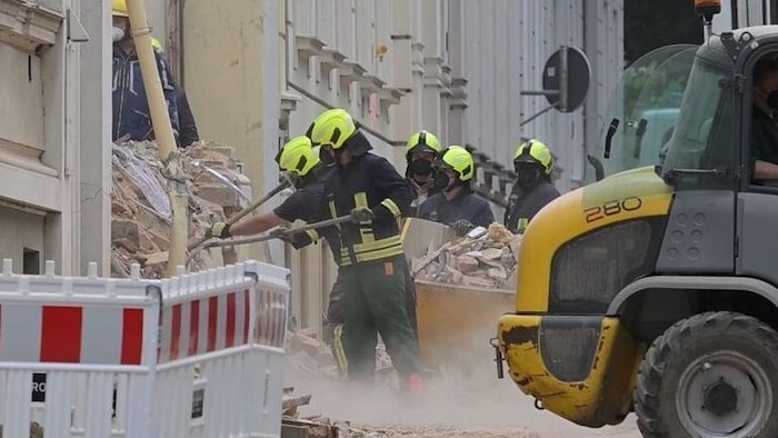 Die Einsatzkräfte suchten am Donnerstag noch nach einem Vermissten.