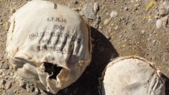 Explosive Überraschung im Müll: Säckchen mit Schwarzpulver.