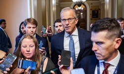 Der republikanische Mehrheitsführer im Senat, John Thune, spricht nach der Blockade der ...
