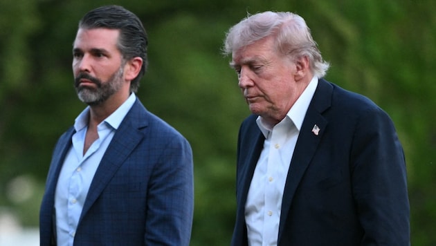 US-Präsident Donald Trump (re.) mit seinem Sohn Donald Jr.