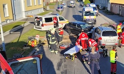 Großeinsatz nach dem schweren Unfall in Lassee.