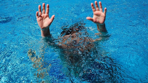 Rund sieben Prozent der Österreicher über 5 Jahren können nicht schwimmen. Ein weiteres Viertel ...