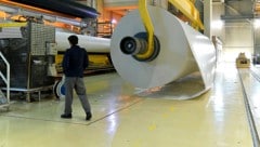 Die rund 7500 Beschäftigten der Papierindustrie erhalten rückwirkend ab 1. Mai um 2,4% bis 2,75% ...