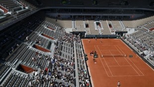 Auf dem Court Philippe Chatrier trainierten gestern die Stars.