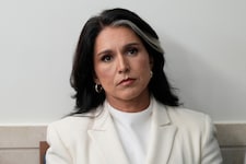 Auf X teilte Gabbard die Nachricht.