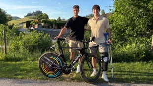 Andreas Schmid und Rene Hartl (v. l. n. r.) sporteln für den guten Zweck.