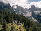 Am Fuße der Bischofsmütze liegt die Theodor-Körner-Hütte. 