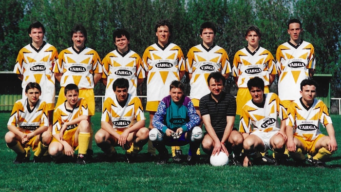 Norbert Darabos (ganz links) als Fußballer beim SC Kroatisch Minihof 1993: „Am 13. Juli wird es ...