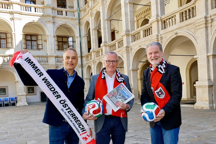 Landtagspräsident Gerald Deutschmann, „Krone“-Chefredakteur Klaus Herrmann und Christoph ...