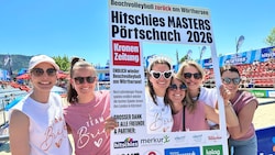Am Beachvolleyplatz wurde auch gepoltert: Braut Nadine und ihre Freundinnen genossen die ...