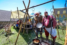 Alljährlich gern gesehene Gäste des Ritterfestes: die stolzen Landsknechte aus Burghausen.