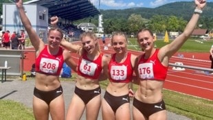 Lena Pressler, Helene Vogel, Caroline Bredlinger und Anja Dlauhy