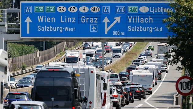 Am Samstag gab es nur am Vormittag Stau Richtung Süden zwischen dem Knoten Salzburg und ...