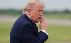 Der US-Präsident sagte am Freitag seine Teilnahme an der Hochzeit seines Sohnes ab und kündigte ...