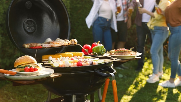 Eine aktuelle Umfrage beweist: Grillen ist keine reine Männerdomäne mehr.