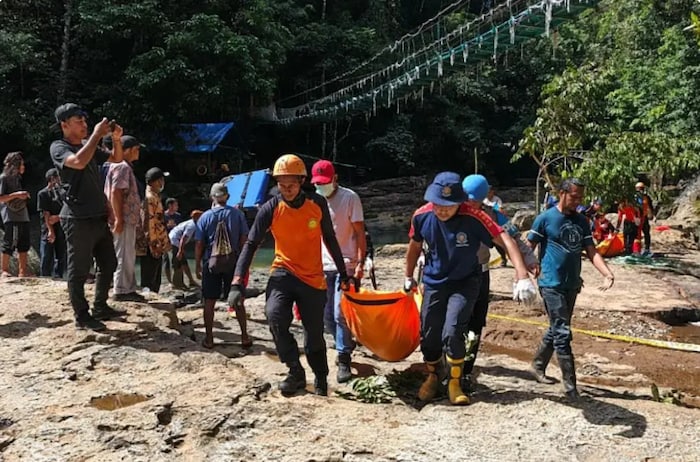 Emergency responders at the scene of the tragedy
