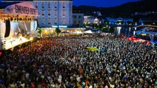 Bei Prachtwetter war der Gmundner Rathausplatz von Donnerstag bis Sonntag eine große  ...