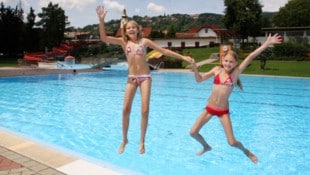 Im Hartberger Freibad freut man sich über die sommerlichen Temperaturen.