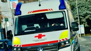 Die Rettung brachte vier Personen ins Spital, die beiden anderen begaben sich selbst dorthin ...